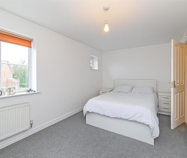 3 bedroom terraced house to rent - Photo 4