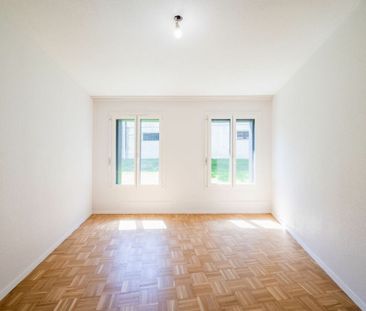Very nice 2.5 room apartment with terrace - Photo 2