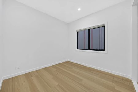 BRAND NEW LUXURY LIVING IN DEVELOPING ESTATE OF WOLLERT - Photo 3
