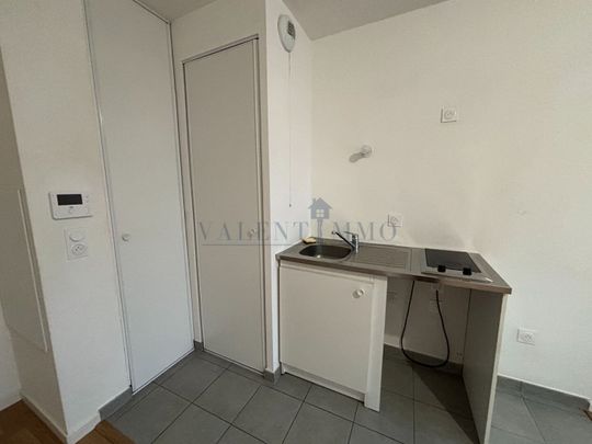 Location Appartement 1 pièce 21m² - Photo 1