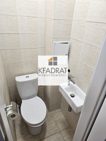 Trzy pokoje z balkonem widok na Katedrę ! - Photo 4