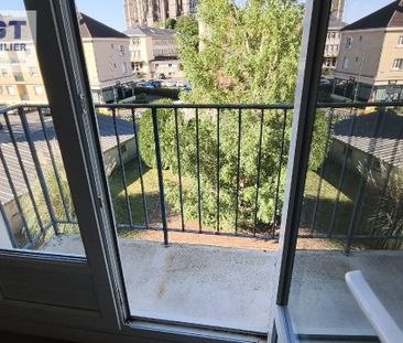 Location Appartement 2 pièces 46m² BEAUVAIS 60000 - Photo 3