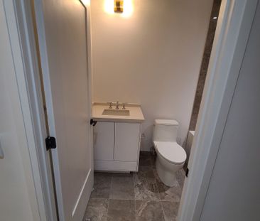 For Lease - 505 Glencairn Avenue Unit# 201, Toronto, Ontario - Photo 5