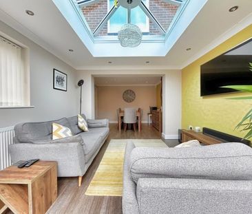 4 bedroom detached house to rent - Photo 5