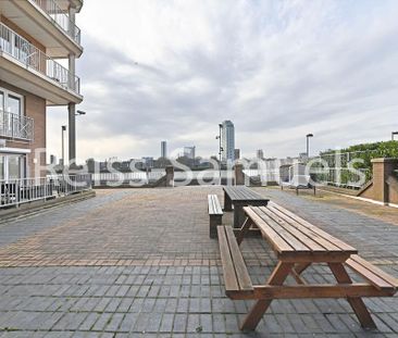 5 bedroom terraced house to rent - Photo 4