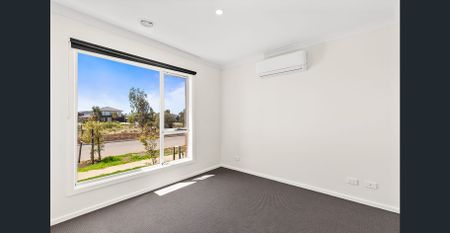 Stunning Family Home in Werribee - Photo 5