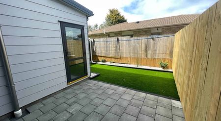 Executive Living - NEW PRICE - Photo 2