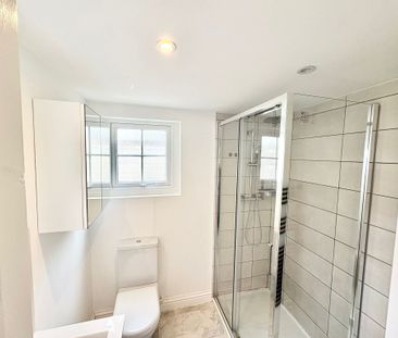 Commercial Street, Southampton - Photo 6