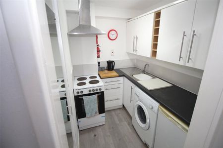 Studio to rent - Photo 4