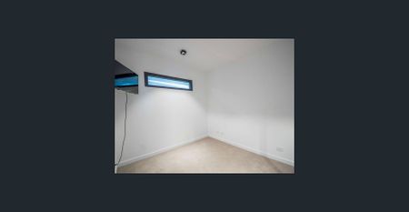 Modern Living - Photo 3