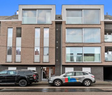 Instapklaar appartement met terras in hartje Hoogstraten - Foto 2