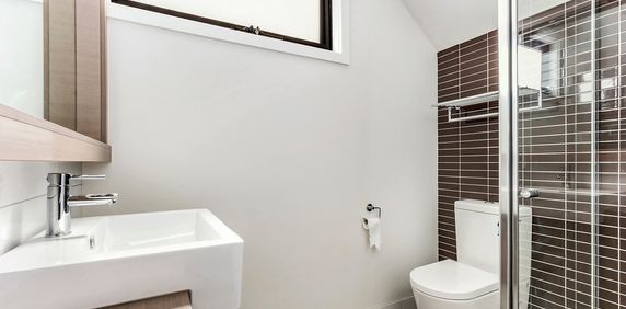 17 Hosie Street, Richmond VIC 3121 - Townhouse For Rent | Domain - Photo 2
