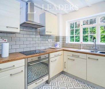 3 bedroom apartment to rent Melville Court, Nottingham, NG3 - Photo 6