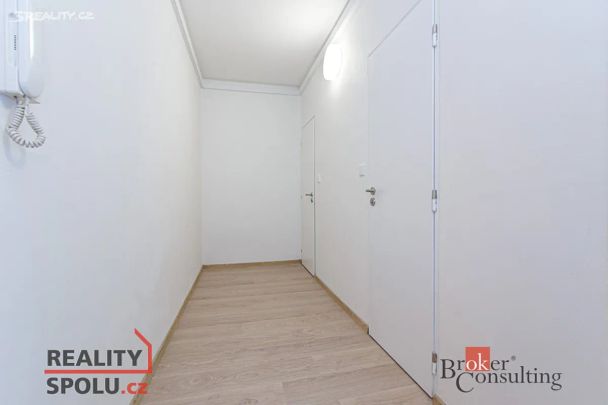 Pronájem bytu 1+1 39 m² - Photo 1