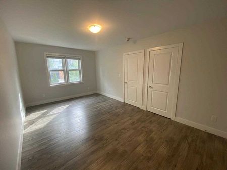 For Lease - 601 Old Orchard Grove Unit# 1, Toronto, Ontario - Photo 3