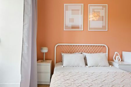 Avenida de Sidónio Pais, Lisbon, Lisbon 1050-215 - Photo 2