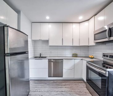 108 Victoria Avenue N #UPPER - Photo 5