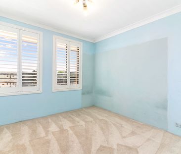 Location at its best - Located at the rear of Rachel Lane - Photo 2