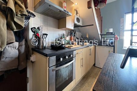 1 Bedroom Apartment for rent in Midland Road - Photo 3
