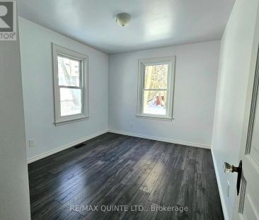 181 BURNHAM STREET - Photo 6