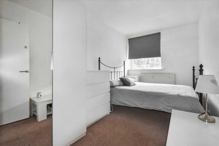 3 bedroom flat to rent - Photo 5