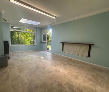 3 bedroom detached house to rent - Photo 4