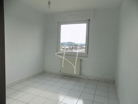 Location Appartement 3 pièces 59m² MAIZIERES LES METZ 57280 - Photo 2