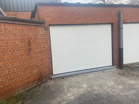 Geluwe - Volledig gerenoveerd appartement met garage - Foto 2