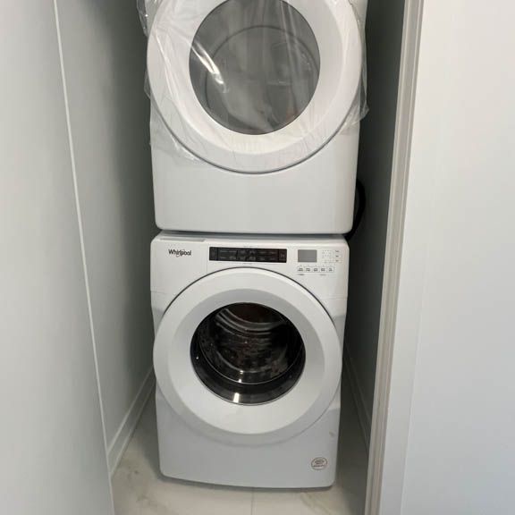 For Lease - 395 Dundas Street Unit# 528, Oakville, Ontario - Photo 1