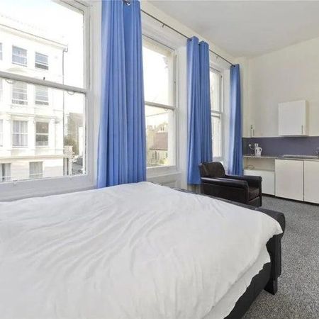 1 bedroom flat to rent - Photo 3