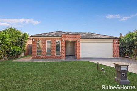 15 Felix Way, Tarneit, VIC 3029 - Photo 5