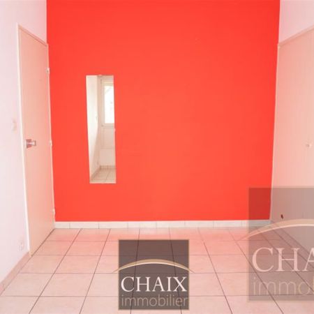 AUBAGNE T1/2 en rez-de-chaussée - Photo 4