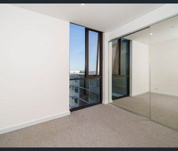 Absolutely Amazing : Lifestyle Location & Luxurious Living ! - Photo 2