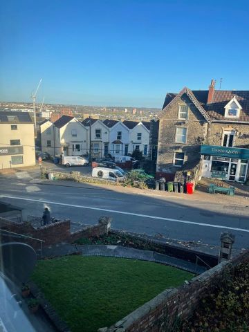 1 Bed Flat, Wells Road, BS4 - Photo 4