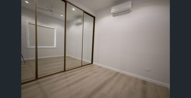Fully renovated 3 bedroom home- available now - Photo 1