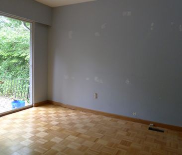 1391 Briarlynn Crescent, North Vancouver Bc V7j 1n3 - Photo 1