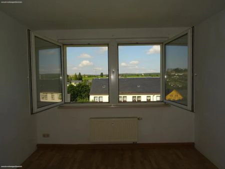 RUHIGE LAGE FÜR KLEINE FAMILIE! 3-Raumwohnung - Foto 5