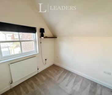 2 bedroom detached house to rent - Photo 5