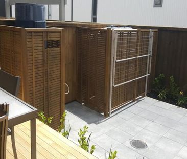 Hobsonville, 34 Liquidambar Drive - Photo 1