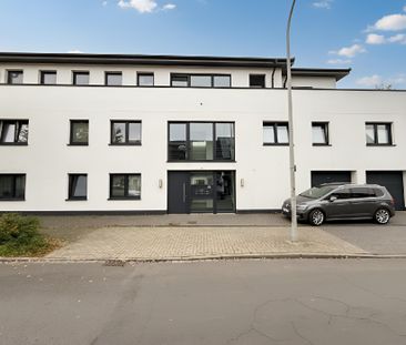 HOCHWERTIGE 3-ZIMMERWOHNUNG IN KREFELD-HÜLS ZU MIETEN! - Photo 1