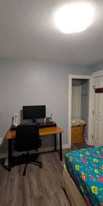 1 private room for rent central Vancouver - Photo 3