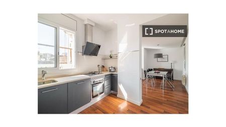 3 room luxury Flat for rent in Barcelona, Catalonia - Photo 3