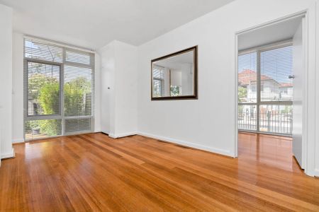 Unit 3/1 William Street, South Yarra. - Photo 4