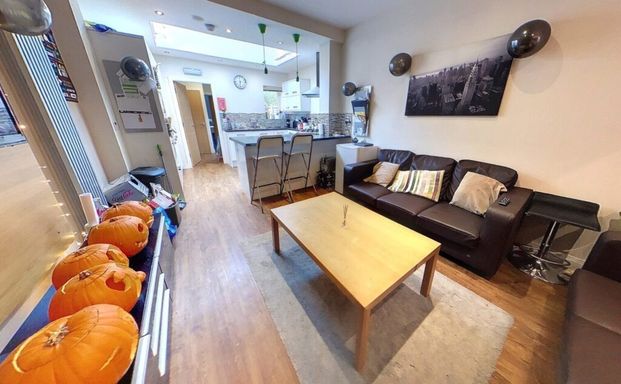 54 Exeter Road - Photo 1