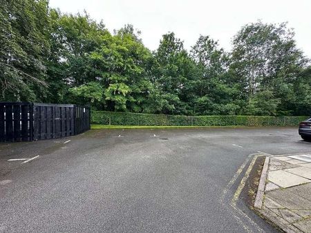 Fairacres Road, High Lane, Stockport, SK6 - Photo 2