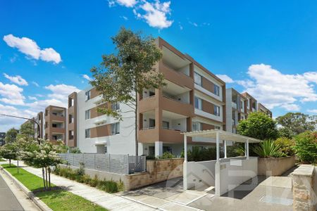 Landmark Residential Building - 2-bedroom Apartment - Photo 5