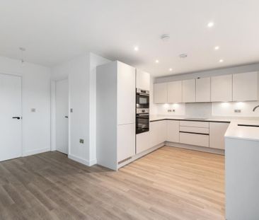 4 bedroom detached house to rent - Photo 2