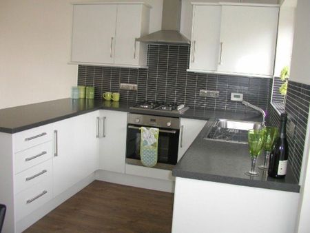 2 bedroom house to rent - Photo 3