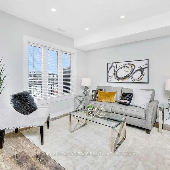 160 Rochefort Street #8B - Photo 1