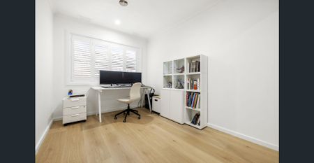 For Lease – Light-Filled 3-Bedroom Home in the Heart of Vermont - Photo 4